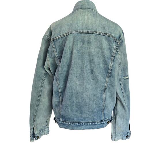 Gap Distressed Denim Jacket - Picture 4 of 7